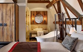 Pest-Buda Design Hotel